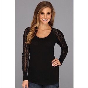 Navy Blue 🌟 Lucky Brand 🌟 beautiful lace detail